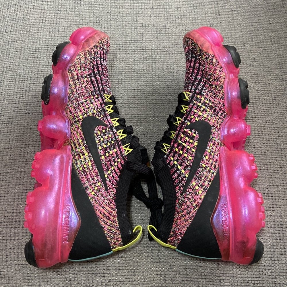 Nike Air Vapormax Flyknit 3 pink Blast Safari running shoe women’s size 6 - Picture 7 of 8